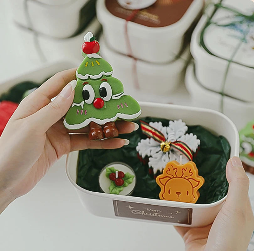 Festive Christmas Scented Candle Holiday Aromatherapy Decor