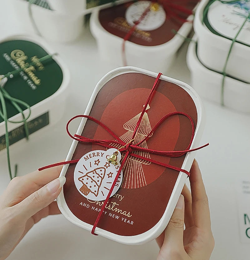 Festive Christmas Scented Candle Holiday Aromatherapy Decor