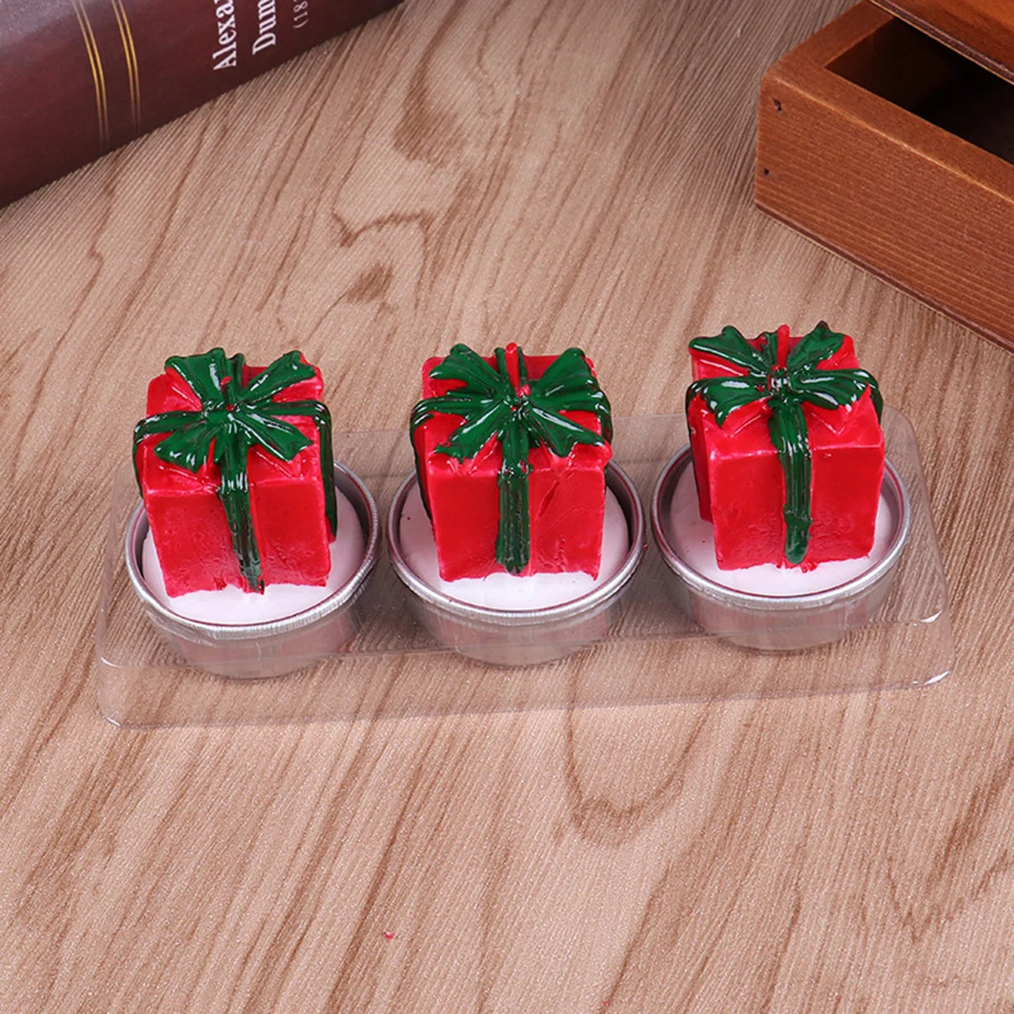 Christmas Scented Candle Tree & Santa Design Decor